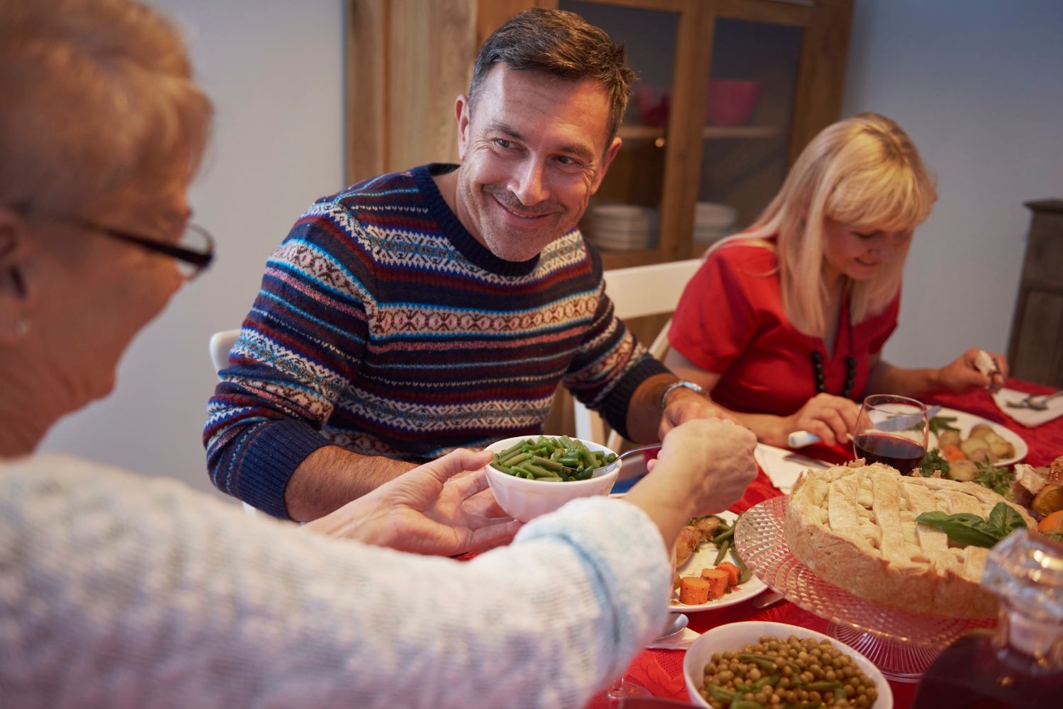 Why Eating together helps you