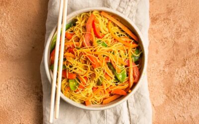 Singaporean Noodles – A Quick, Colourful, Nutrient-Packed Stir Fry 